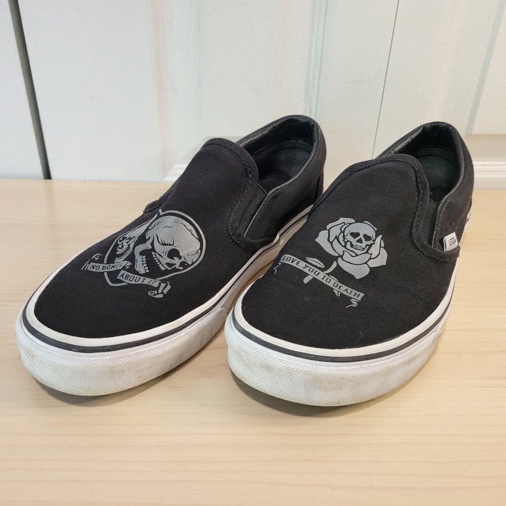 VANS Black Gray No Bones About It Love You to Death Skull Slip-On Shoes sz 8.5